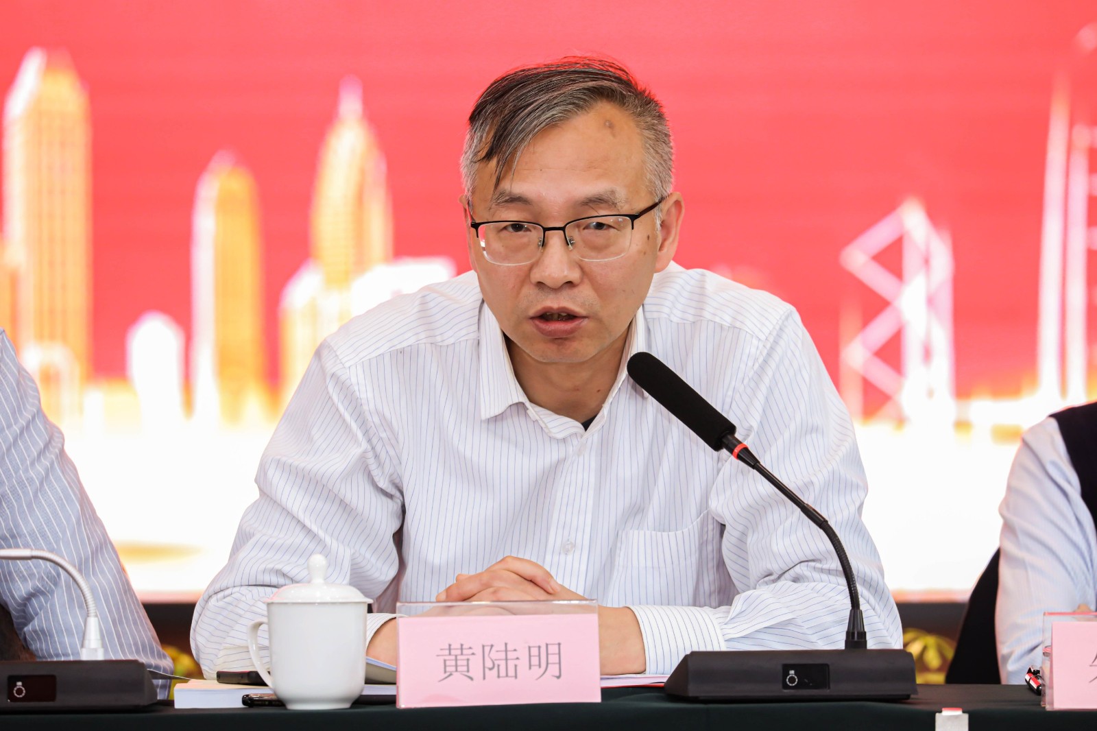 5压缩.jpg