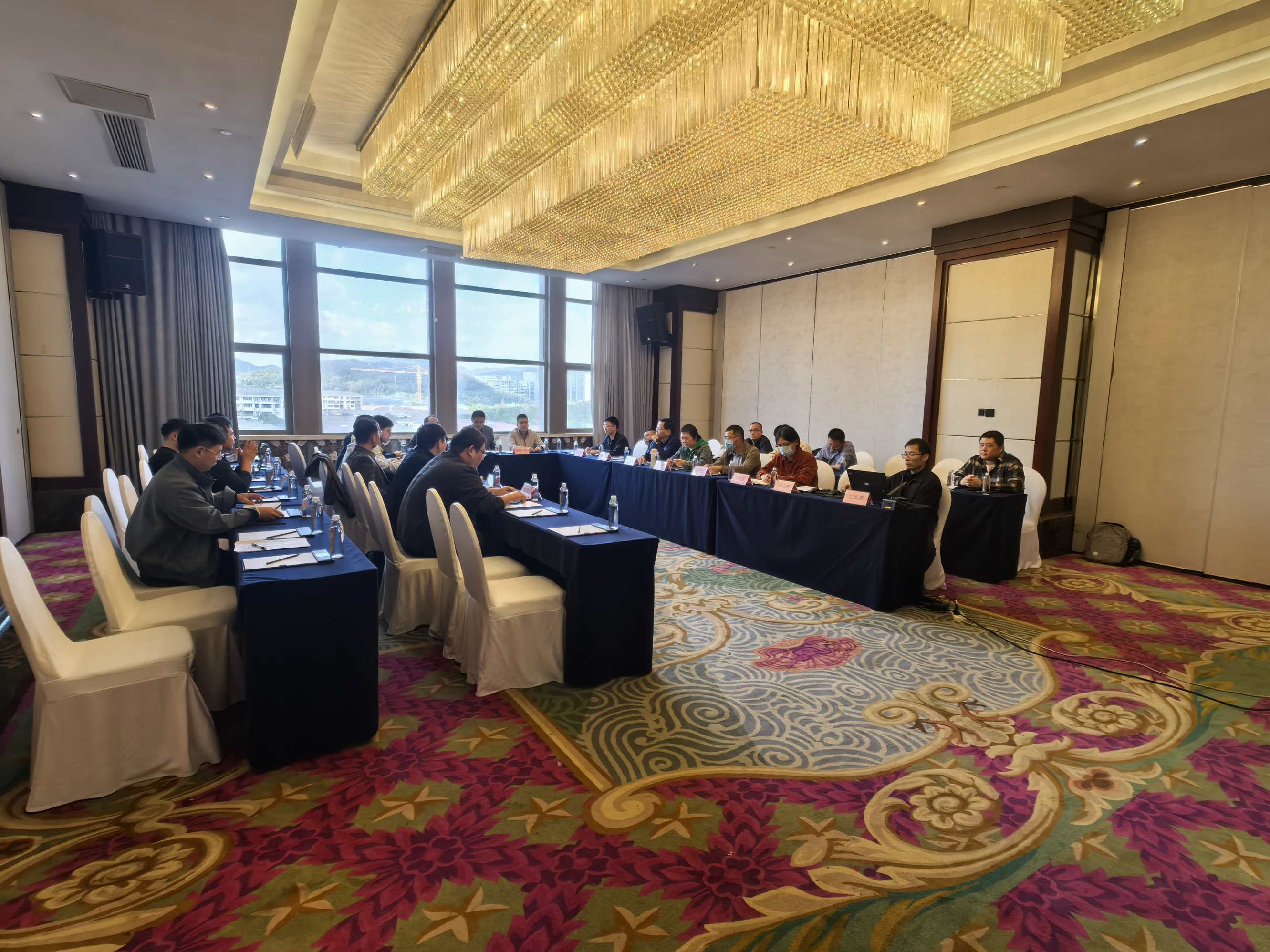 1764122596109226.png 聚焦技术创新2 (1).png